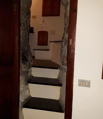 Torre Cepollini Pensión 4*