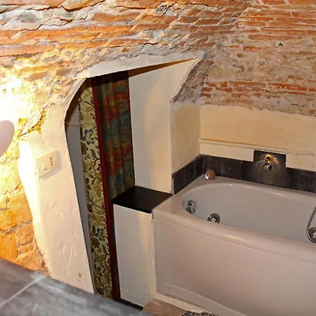 ゲストハウス Torre Cepollini