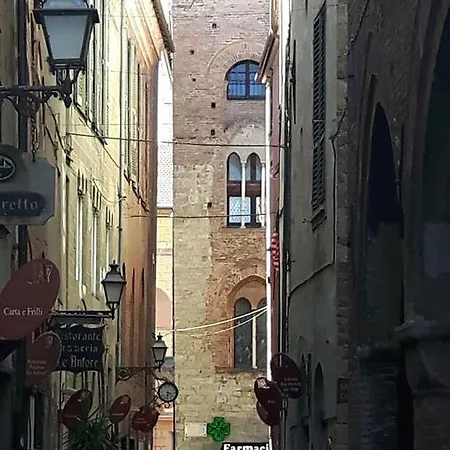 招待所 Torre Cepollini